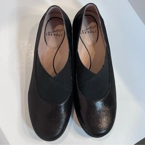 Dansko Ann Metallic Black Women's Loafers - Size EU 40 - US 9 - EUC